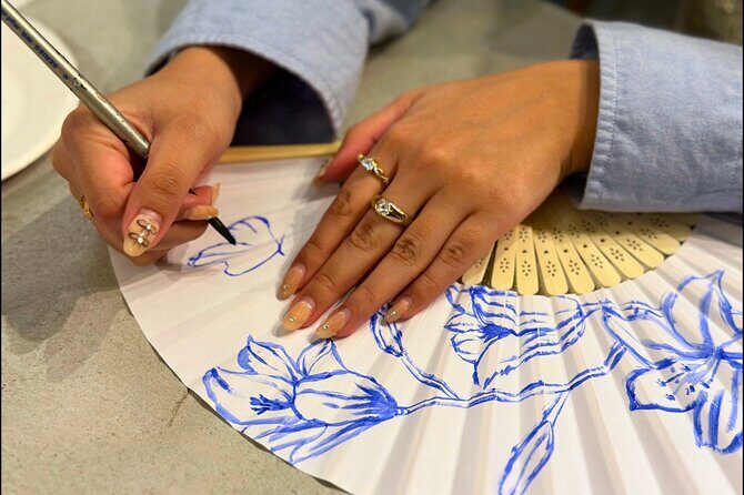 Japanese Fan Painting Workshop ~ in a Tokyo Flower Shop - Key Things You’ll Notice Right Away