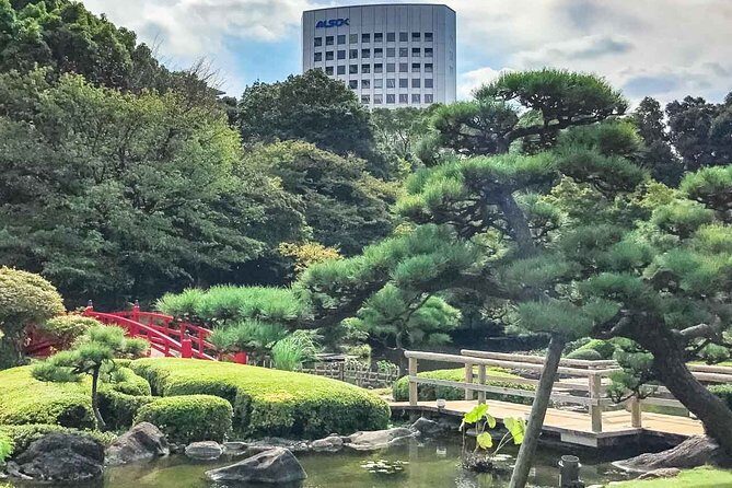 Japanese Garden & Western Architecture: Akasaka exploration tour - Key things that make this Akasaka tour worth your time