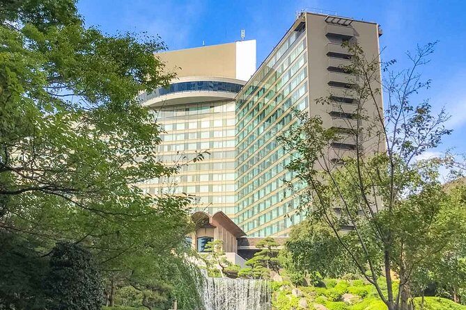 Japanese Garden & Western Architecture: Akasaka exploration tour - Akasaka’s calm pocket: Edo stories and garden time in 3–4 hours