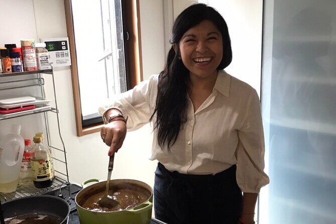 Japanese Home Cooking Class & Walk in Todoroki Temple Tokyo - How the stop-to-kitchen timing usually feels