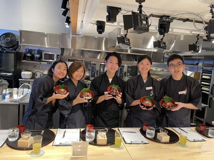 Japanese Knife Skills & Tuna Don/Sushi Workshop in Tokyo - Knife skills in Tokyo, without the intimidation