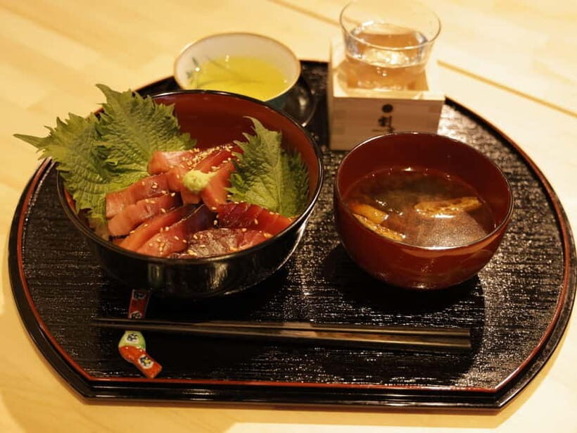 Japanese Knife Skills & Tuna Don/Sushi Workshop in Tokyo - Your zuke don or sushi set lunch, plus miso and sake