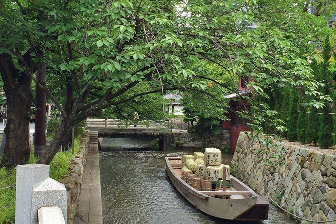Japanese Sake Breweries Tour in Fushimi Kyoto - Stop 6: ABURACYO tastings at Fushimi Otesuji Shotengai