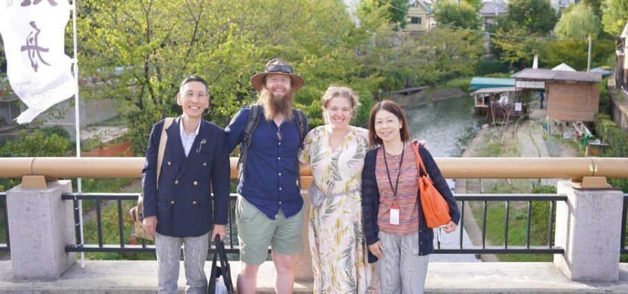 Japanese Sake Breweries Tour in Kyoto Fushimi - Fushimi in 3 Hours: How the Walking Sake Tour Works