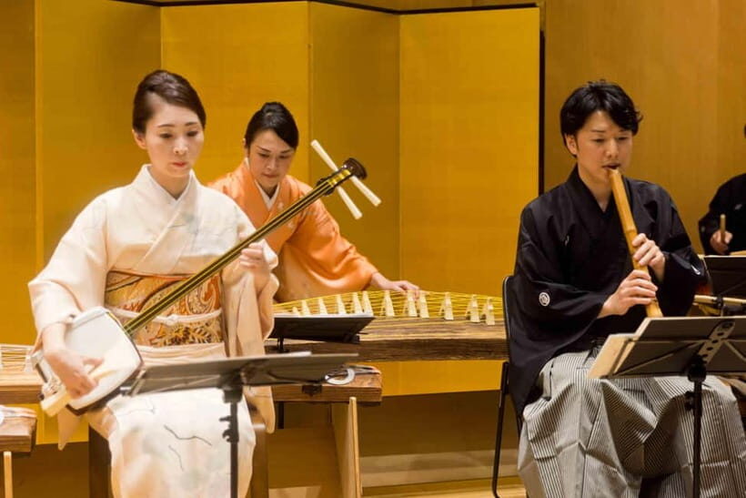Japanese Traditional Music Show in Tokyo - A One-Hour Concert That Still Feels Like a Lesson