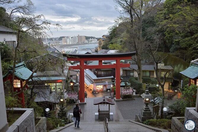 Kamakura and Yokohama Private Tour with Bilingual Chauffeur - Hasedera Temple: flowers season vibes plus coastal views
