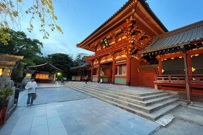 Kamakura Full Day Walking Tour with Local Expert Guide and Pickup - Engaku-ji: Zen calm with a hills-and-temples vibe