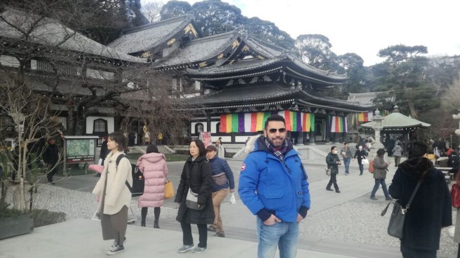 Kamakura: Private Guided Walking Tour with Local Guide - Hokoku-ji’s bamboo forest and matcha with a view