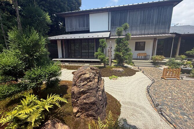 Kamakura Tours Half Day or Full Day Tours with a local guide. - Komachi Street: where you actually feel Kamakura