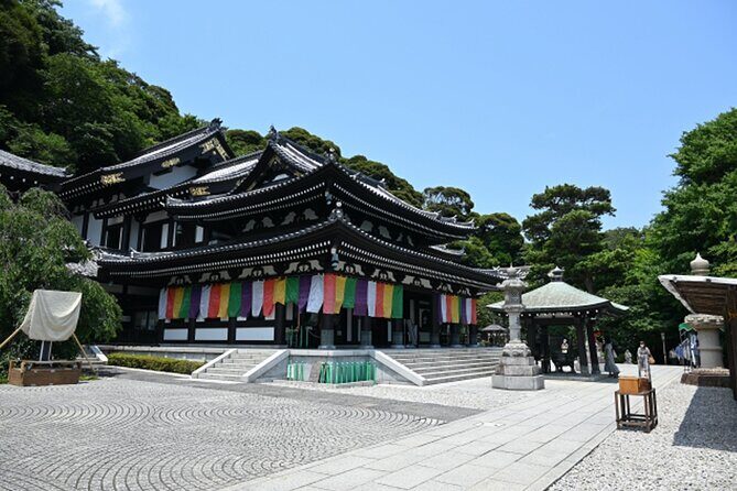 Kamakura Walking Tour - The City of Shogun - Start at Komachi: What the Morning Looks Like