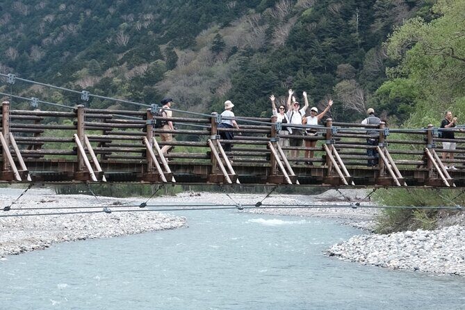 Kamikochi Private Summer Escape: Meet Wildlife in Pristine Nature - Lunch in Kamikochi: Flexible Fuel for a Long Day