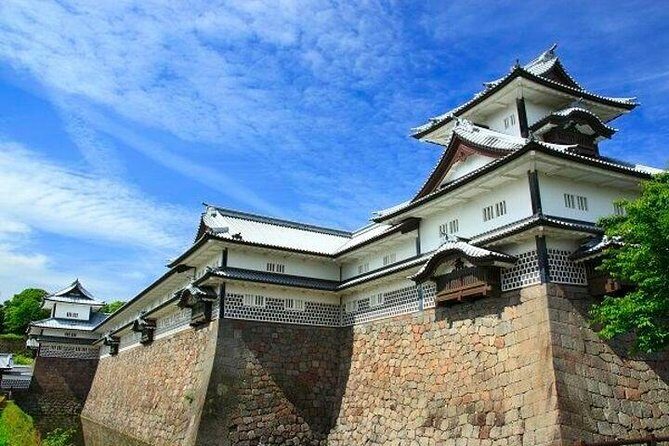 Kanazawa All Must-Sees Private Chauffeur Sightseeing - English Speaking Driver - Nagamachi Samurai District: the castle neighborhood that still breathes history
