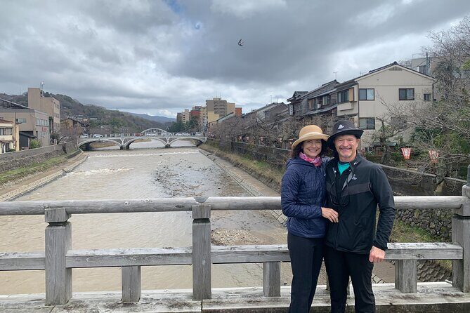 Kanazawa Half Day E-bike Tour - Nagamachi Bukeyashiki: Stone Lanes, Earthen Walls, and Samurai Life