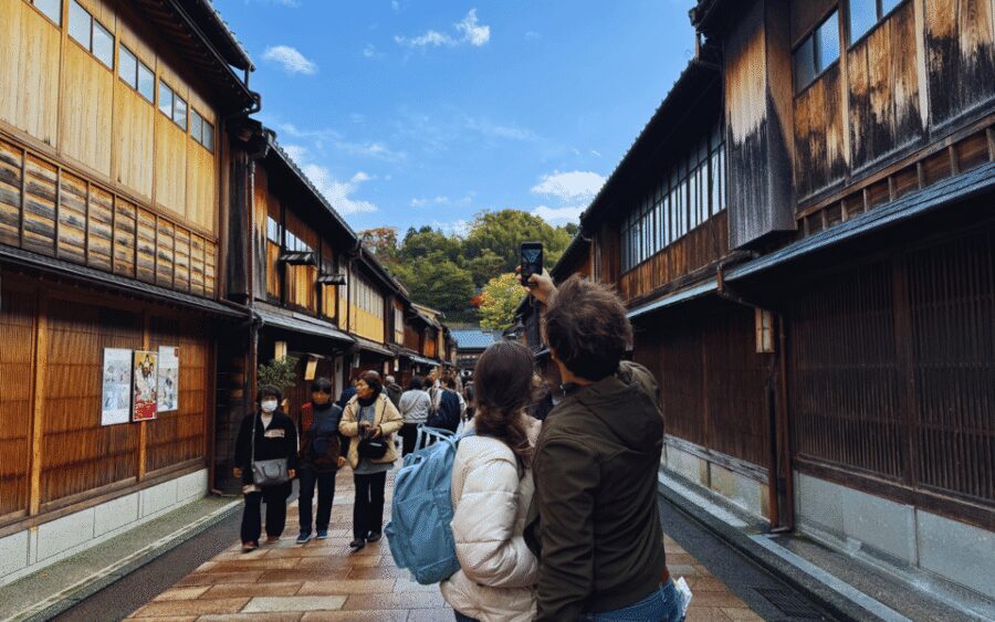 Kanazawa: Half-Day Private Tour - Garden, Castle, Geisha - Quick highlights