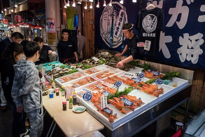 Kanazawa Half-day Tour: Curated: Gardens, Craft & Geisha District - Kanazawa Castle Area: Reading the City’s Layout