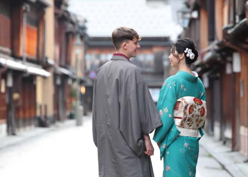 Kanazawa: Japanese Kimono Rental near Higashi Chaya District - Checking In at the Self Photo Studio