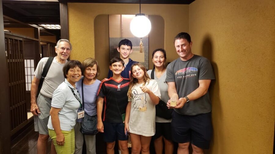 Kanazawa Night Tour With Full Course Meal - Dinner with a choice of six: what to expect from the meal