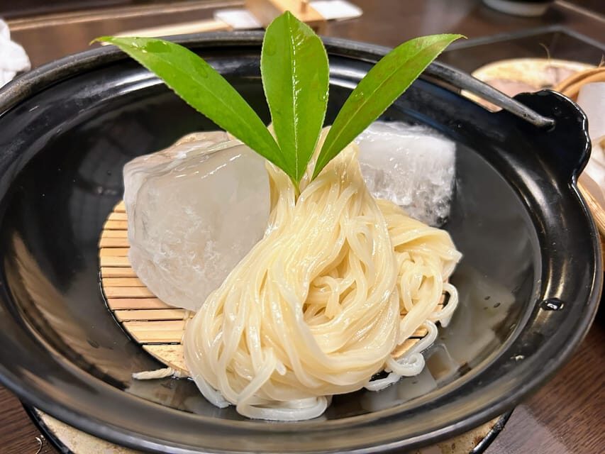 Kanazawa Night Tour With Full Course Meal - What to bring and what to tell your guide