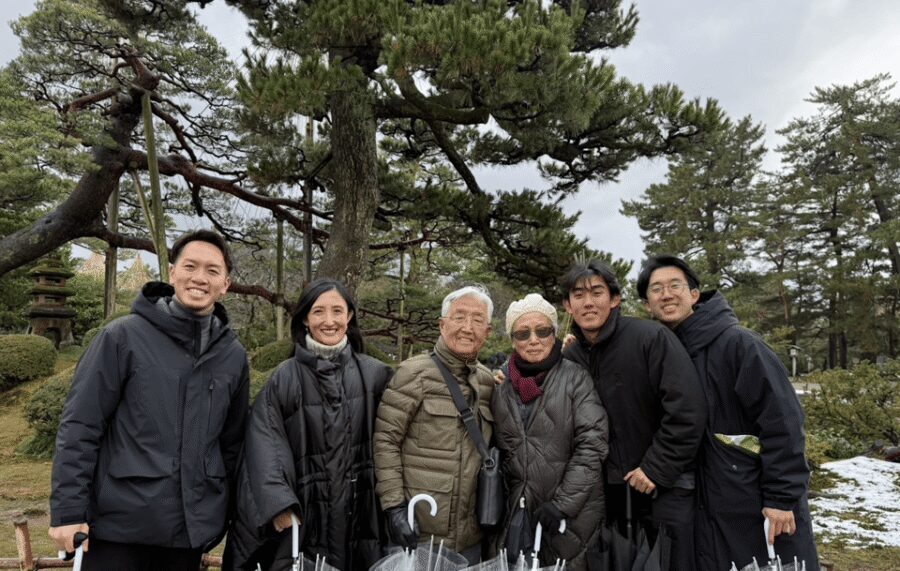 Kanazawa: Private Custom Tour with Local Guide - 21st Century Museum: modern art that works as a palate cleanser