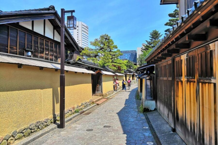 Kanazawa: Private Tour with Local Guide - The value of $119: what you’re really paying for