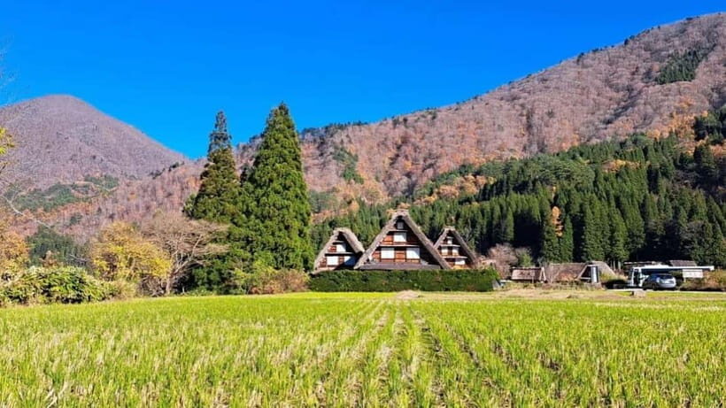 Kanazawa/Takayama: Shirakawago & Takayama Private Day Tour - Hida no Sato: old houses, an easy walking pace, and craft shopping time