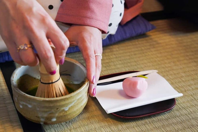 Kanazawa: Tea Ceremony Experience at Kenrokuen - Who This Kanazawa Tea Ceremony Experience Suits Best