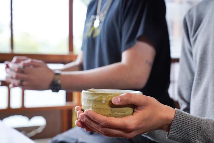 Kanazawa: Tea Ceremony Experience at Kenrokuen - Step Inside Togeikissa Tozan: Tea Rooms, Pottery, and Your Guide