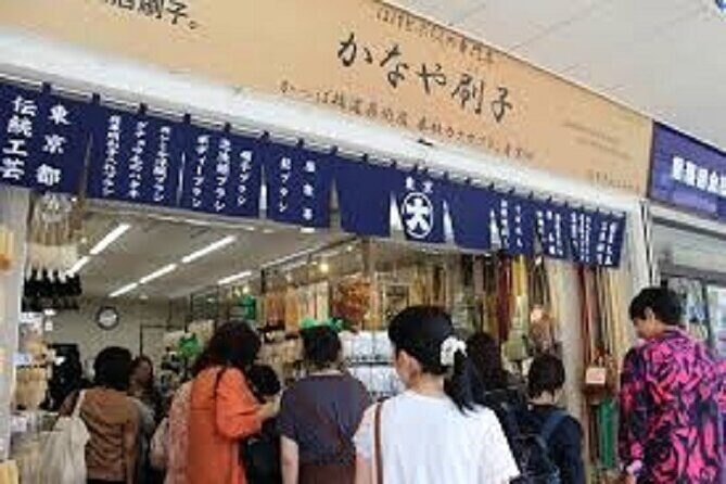 Kappabashi Knife Shopping Tour with Government-Licensed Guide - Price and value: what $107.50 buys you