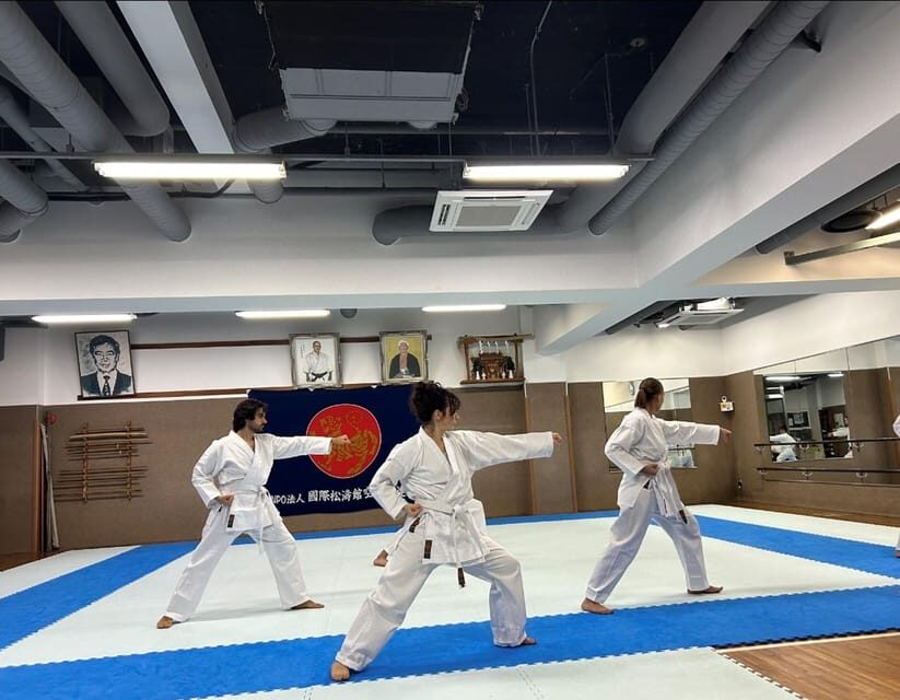 Karate Experience with the Shotokan Karate-do Instructor - English Instruction From Top-Level Shotokan Instructors