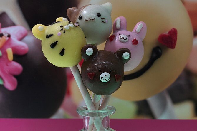 Kawaii Food Tour of Harajuku Tokyo - Daiso Harajuku: the practical stop that most people underestimate