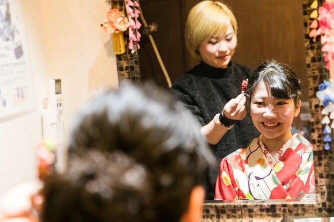 Kimono and Yukata Experience in Kyoto - Comfort reality check: sandals, layers, and what to wear underneath