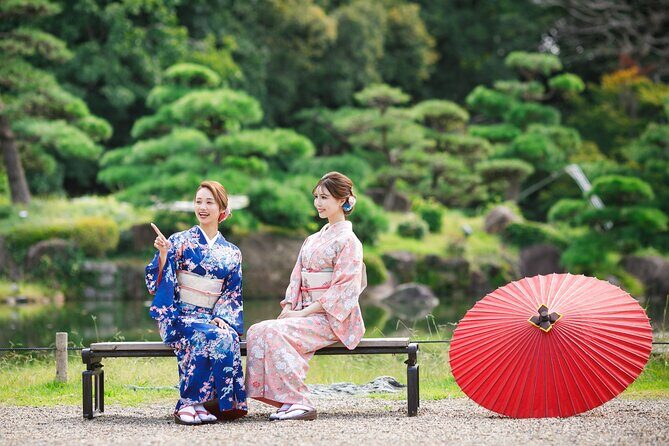 Kimono experience and Photo Session in Osaka - Tsutenkaku Hondori Shopping Street: kimono photos with Osaka attitude