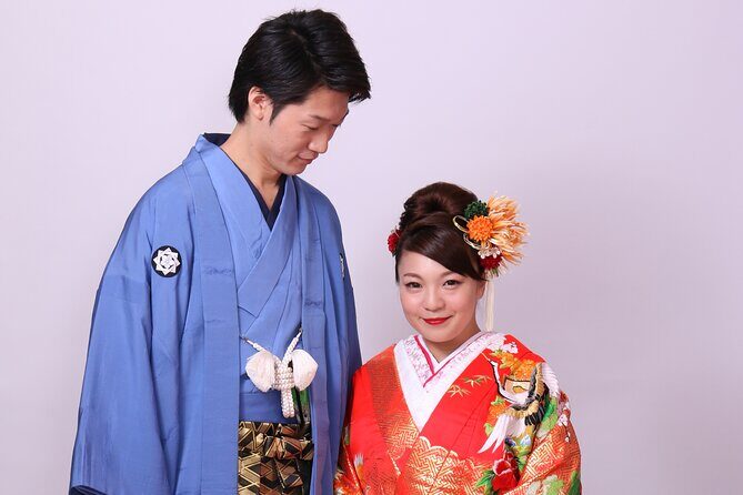 Kimono Photo Shooting Family and Group Plan in Tokyo - Choosing your final photos: included prints and what optional upgrades cost