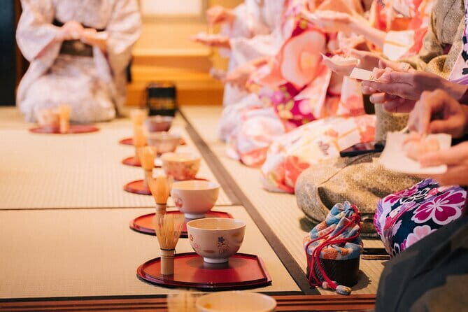 Kimono Tea Ceremony Experience at Kyoto Oritzuruya, Nishiki - Entering Kyoto’s tea world at Nishiki Orizuruya