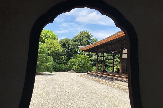 Kiyomizu Temple and Backstreets of Gion, Half Day Group Tour - Starting at Kyoto Ceramic Center: a calm launch