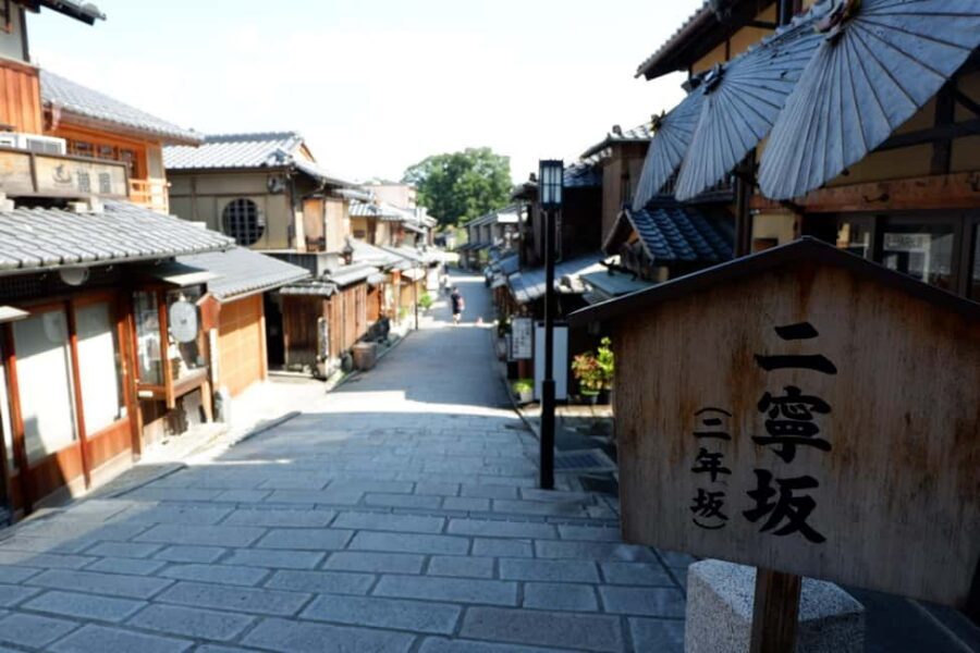 KIYOTO’s Kyoto Private Tour: Highlights & Hidden Gems - Communication and Meeting Point Reality: Make WhatsApp Work for You