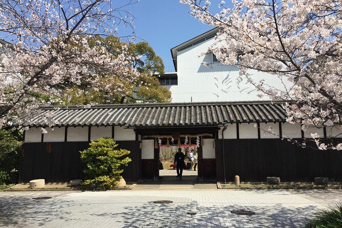 KOBE Sake Tasting Tour at Breweries (tasting fee included) - Stop 1: Kobe Shushinkan Brewery and the Fukuju craft legacy