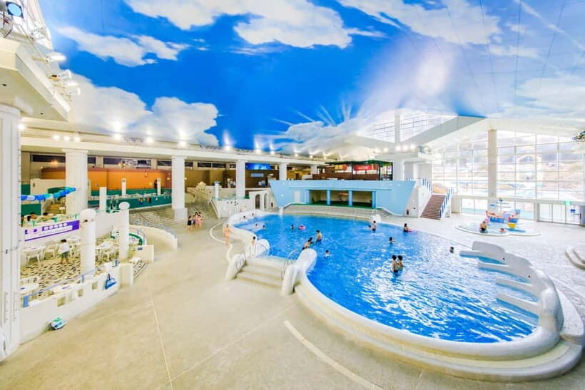 Kowakien Yunessun Hot Springs Entry Ticket - The outdoor soak: 40 meters of warmth plus Hakone views