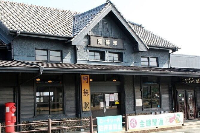 Kumamoto : Iconic Statues World of Pirates Adventure Tour - Stop-by-stop: from Luffy to Chopper in Kumamoto City