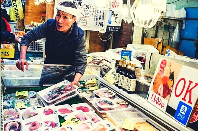 Kuromon Market Tour: All inclusive 6~8 Dishes & 3~4 samplings - The real value: your guide connects you to the market