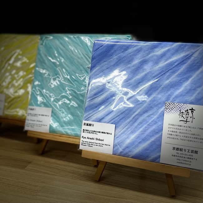 Kyo-arashi Shibori Scarf Class at Kyoto Shibori Museum - Your 1-hour scarf class: what you’ll actually do