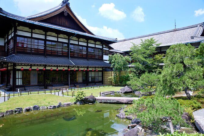 Kyomai Dance by Maiko Geiko and Visits of Gion Art Museum Kyoto - Etiquette and logistics: shoe removal, timing, and how not to feel rushed