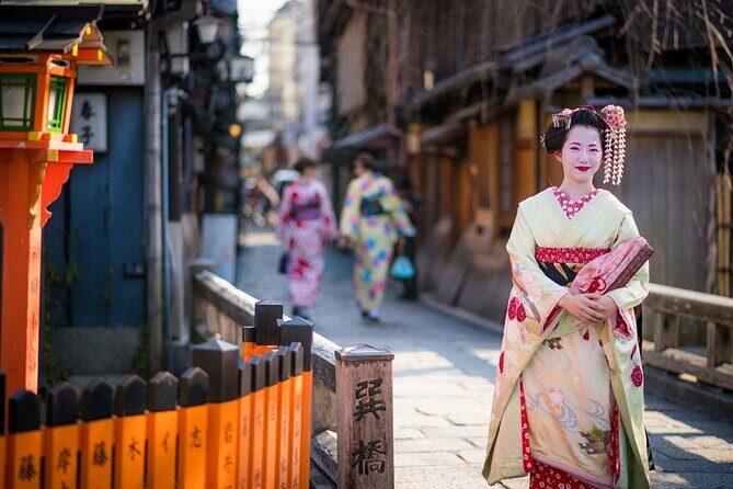 Kyoto 4 hr Gion Private Guided Tour & Maiko or Geisha Dinner - Key highlights at a glance