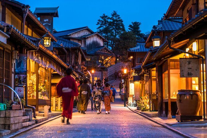 Kyoto 5-Star Geisha Night Walk: Small-Group Authentic Experience - Kabuki theater stop: traditional entertainment before you hit Gion