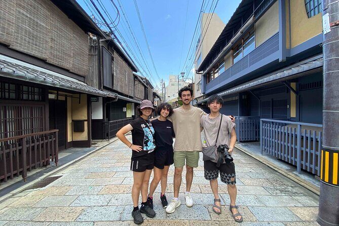 Kyoto 8hr Private Tour with Government-Licensed Guide - Kiyomizu-dera and Higashiyama: where old Kyoto lives upstairs