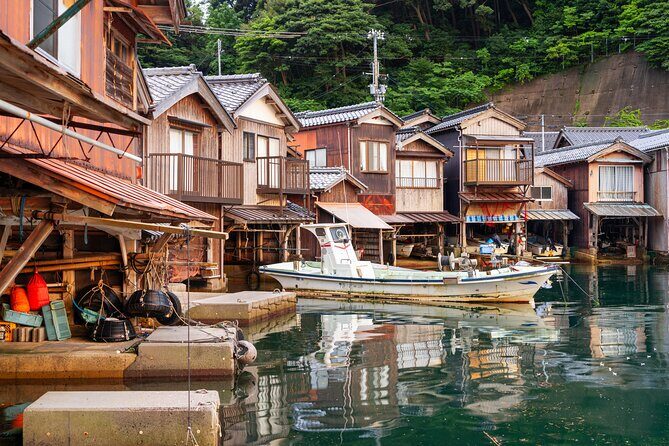 Kyoto Amanohashidate and Ine No Funaya Tour from Osaka - Kaisen-kyo Bridge: watch the canal traffic do its thing