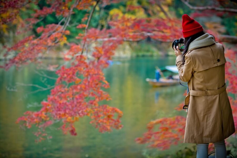 Kyoto: Arashiyama Tour with optional Sagano Romantic Train - Arashiyama Bamboo Forest: photos are easy, but the guide makes it better