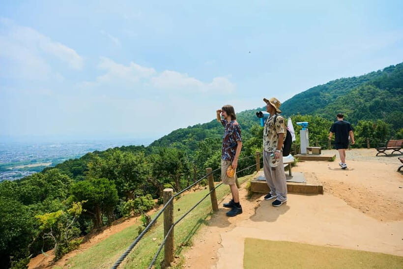 Kyoto: Arashiyama UNESCO Walking Tour with Admission - Togetsu-kyo Bridge: the classic view, handled with timing