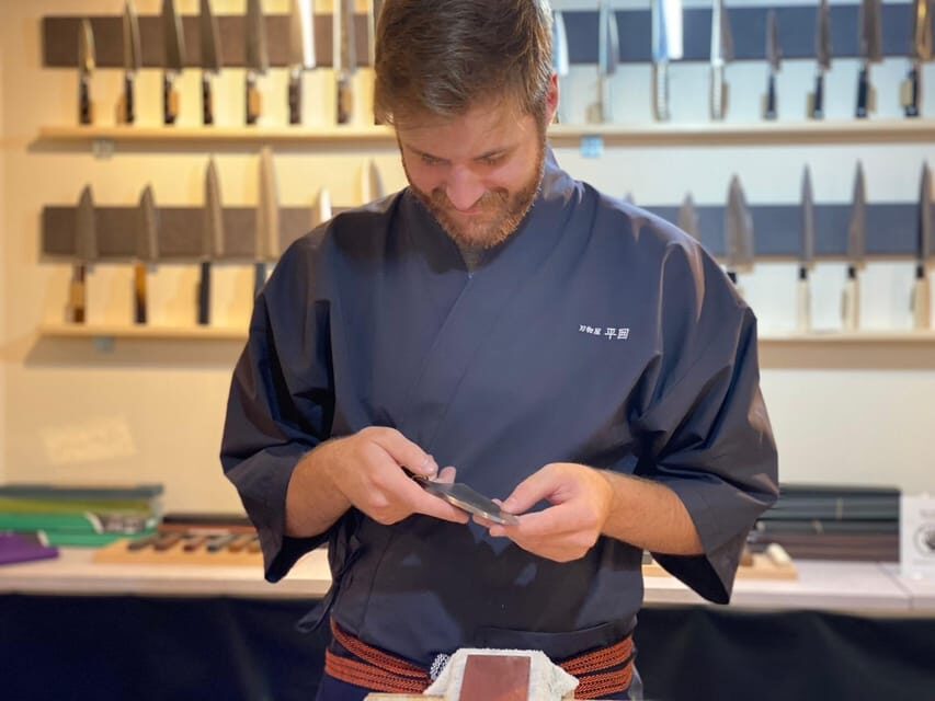 Kyoto: Beginner Knife Sharpening & Handle Fitting Workshop - Sharpening on a wet stone: the technique you can repeat