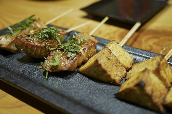 Kyoto Casual Evening Pontocho Food Tour - Tatsumi Bridge and Tatsumi Daimyojin Shrine: calm stops with good photos